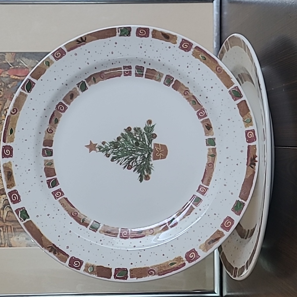 VINTAGE PIER 1 NATURAL CHRISTMAS ENGLAND ANGLETERRE DINNER PLATES